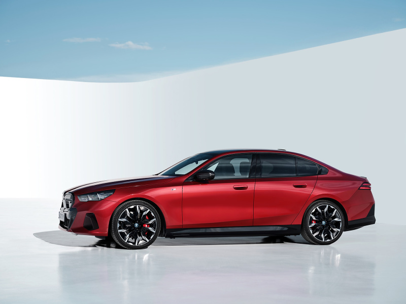 New BMW 5 Playlease